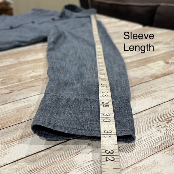 Banana Republic men’s, untucked, slim fit, chambray button-down shirt -sz L - Picture 8 of 11